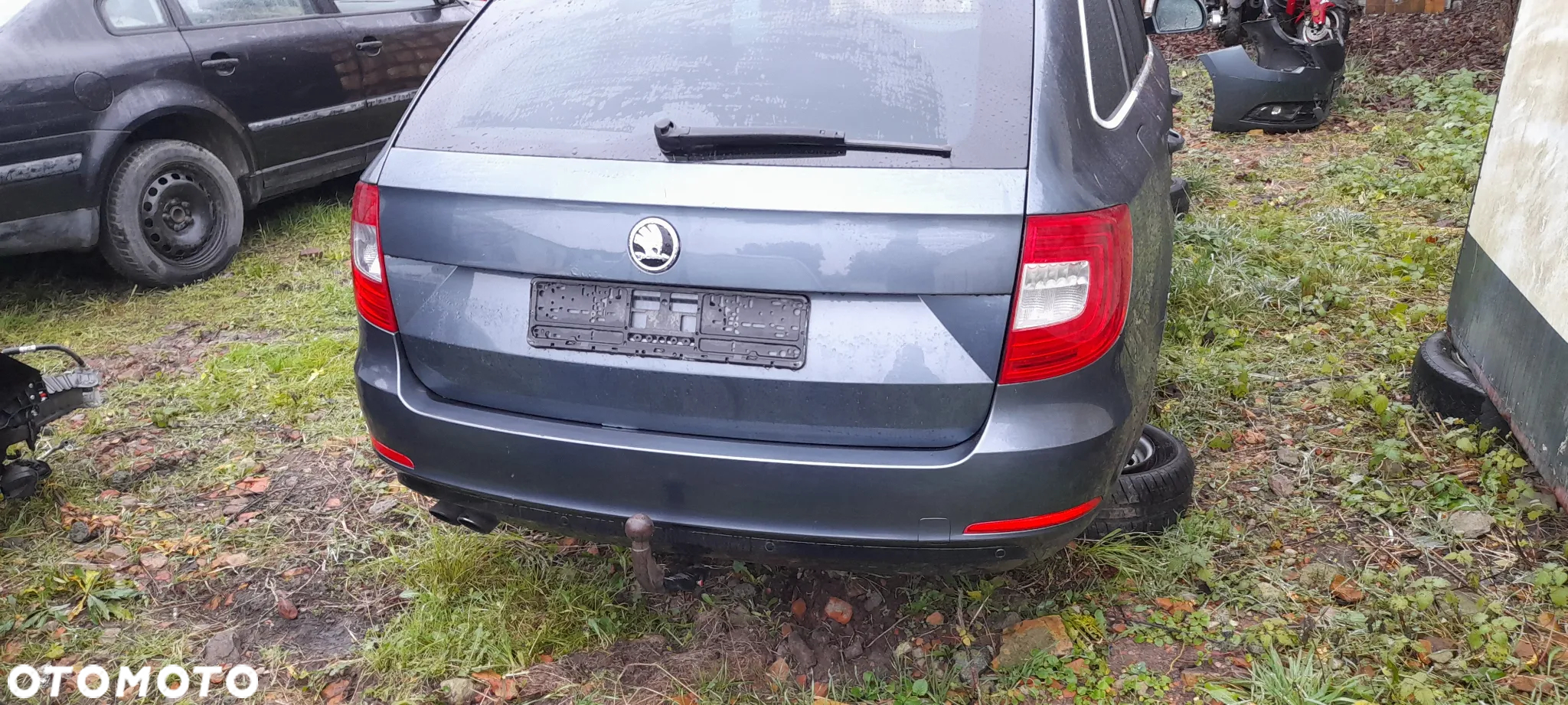 OSŁONA PASA BAGAŻNIKA SUPERB II KOMBI - 3