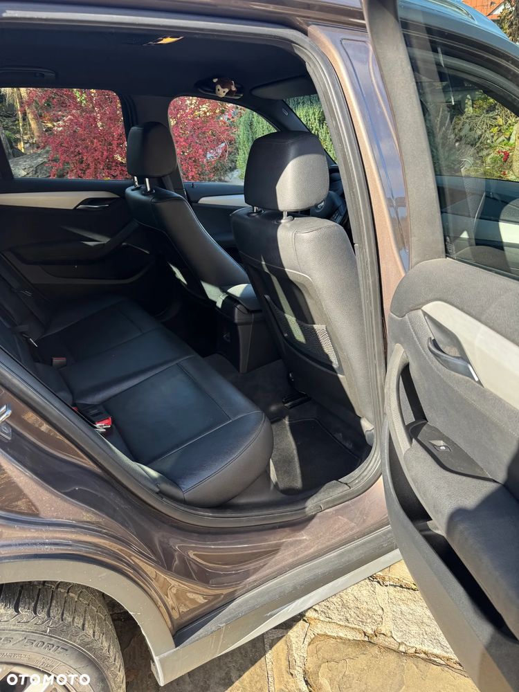 BMW X1 xDrive20d - 14