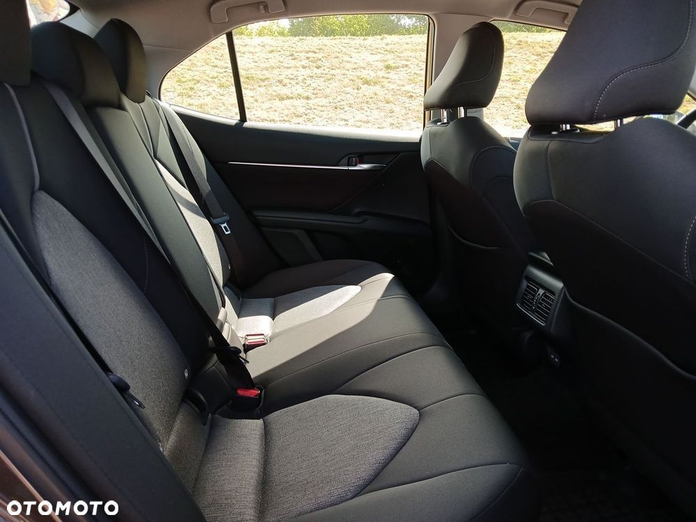 Toyota Camry 2.5 Hybrid Comfort CVT - 10
