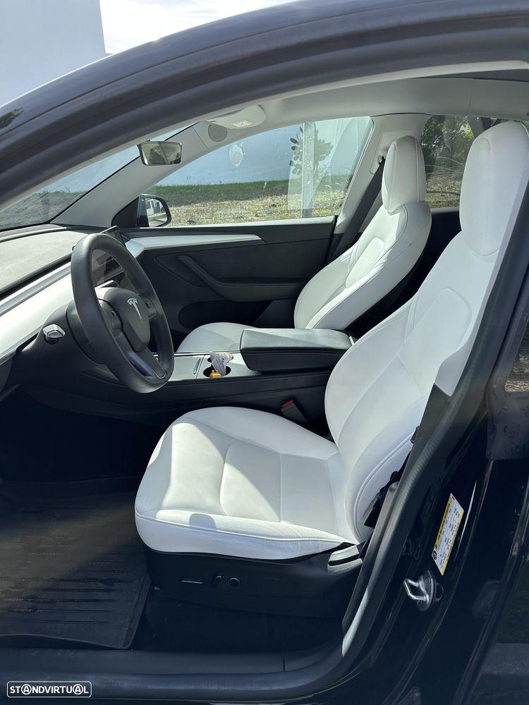 Tesla Model Y Tração Traseira - 4