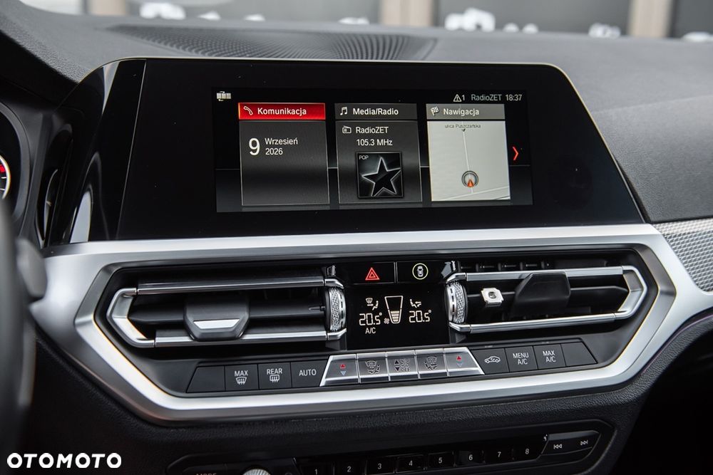 BMW Seria 3 318i M Sport - 21