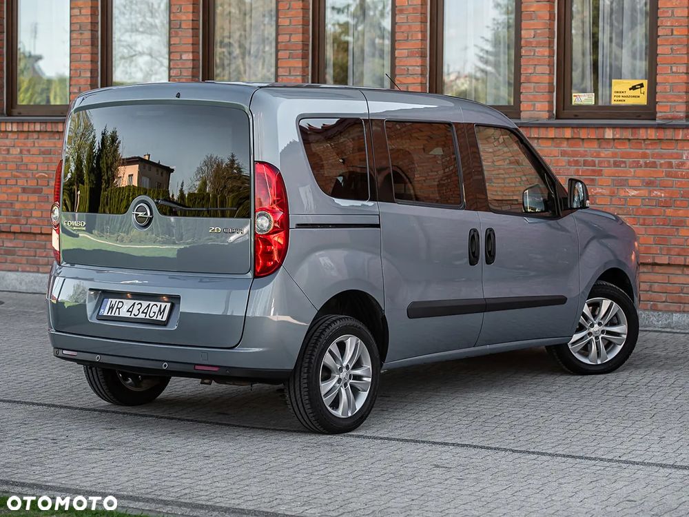 Opel Combo - 13