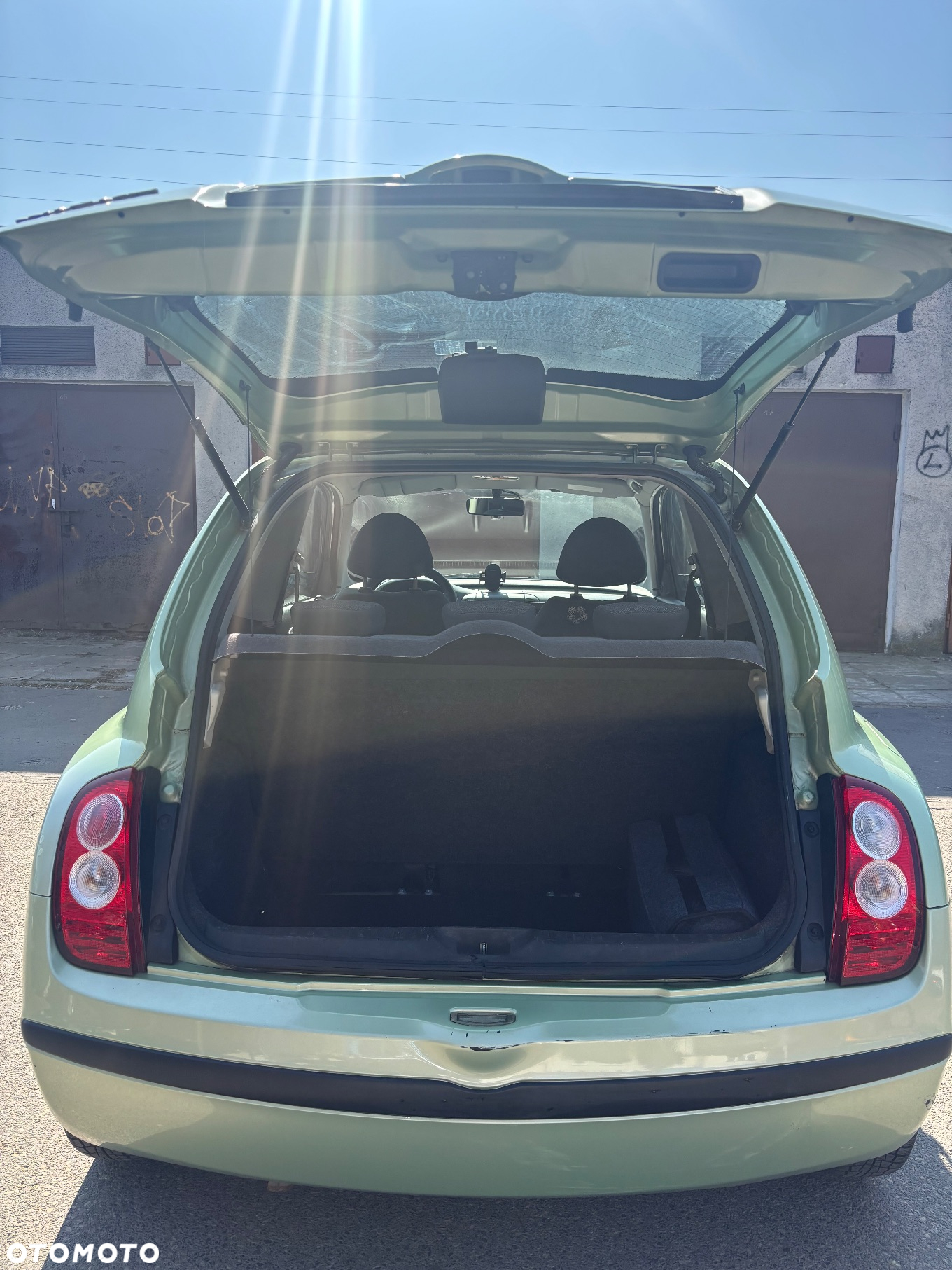 Nissan Micra - 5