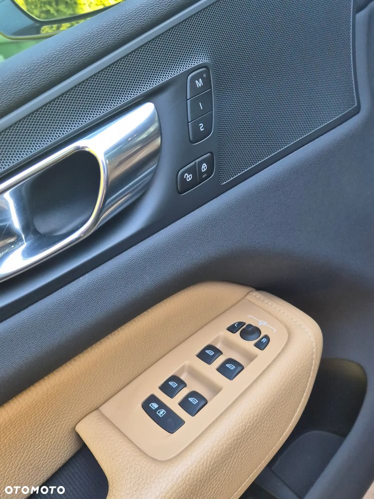Volvo XC 60 T4 Inscription - 5