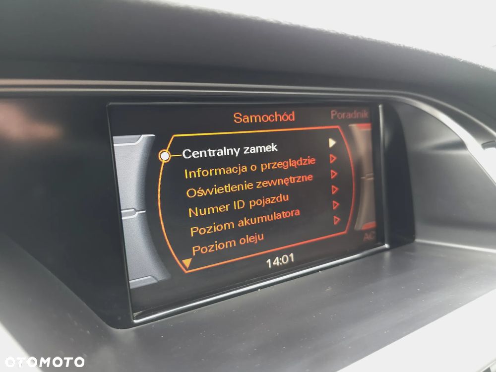 Audi S4 Avant S tronic - 17