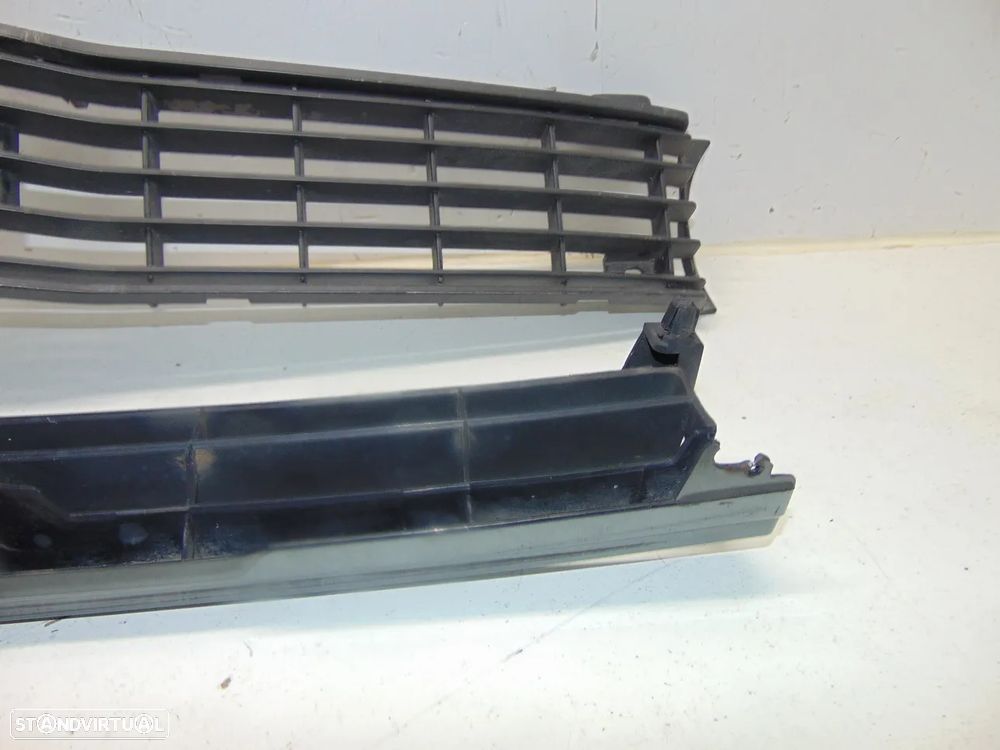 Toyota KE20/Corolla Grelhas - 7