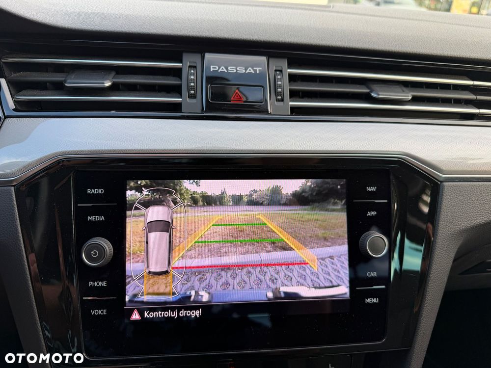 Volkswagen Passat 2.0 TDI BMT Trendline DSG7 - 25