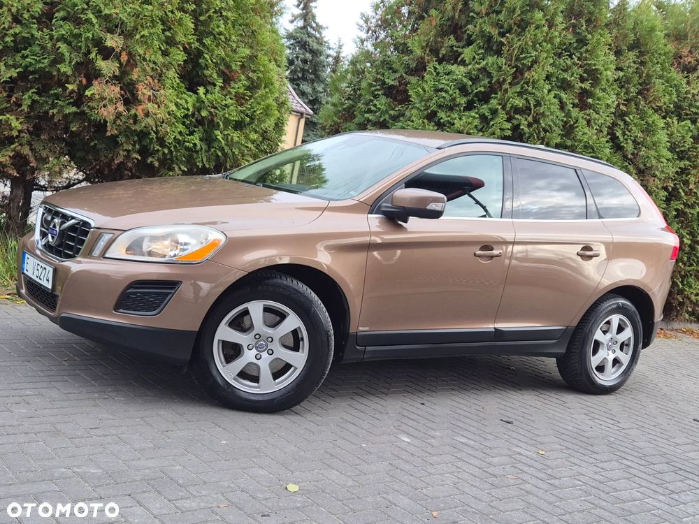 Volvo XC 60 2.4D AWD Momentum - 3
