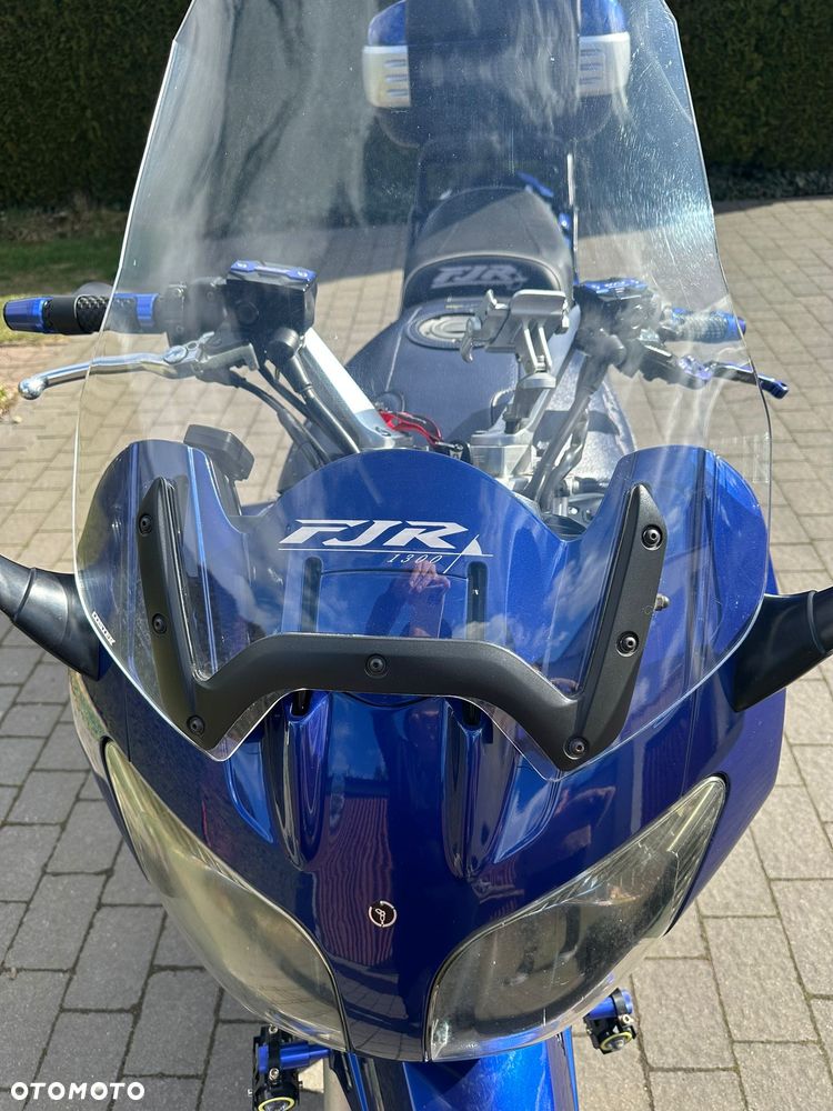 Yamaha FJR - 10