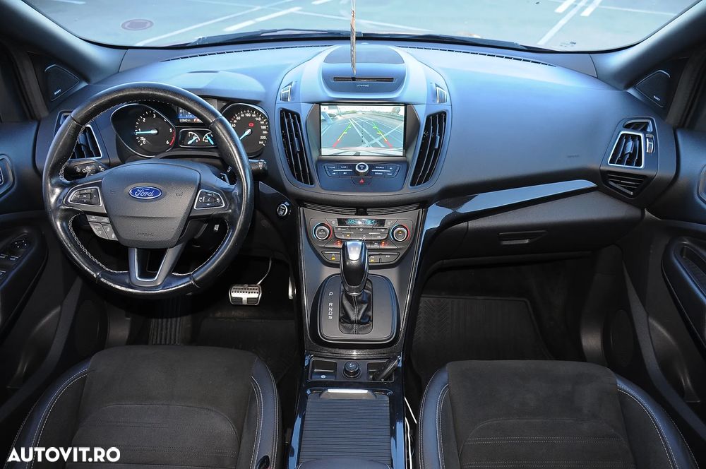 Ford Kuga 2.0 TDCi 4WD Powershift ST-Line - 7
