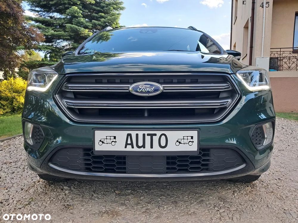 Ford Kuga 1.5 EcoBoost 2x4 ST-Line - 11
