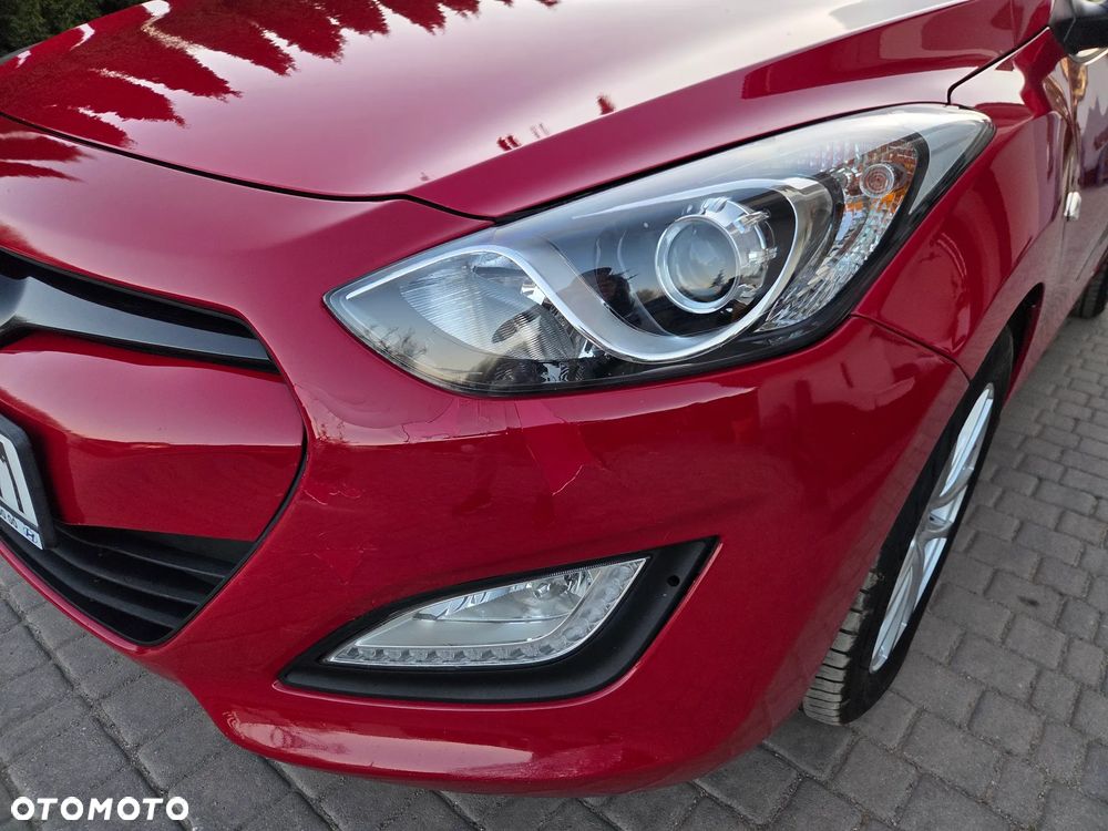 Hyundai i30 1.4 Comfort - 27