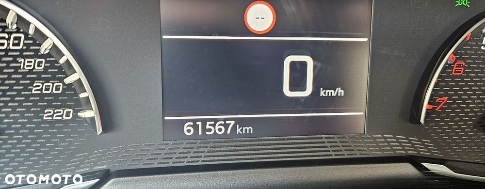 Peugeot 208 Benzin 100 Style - 31
