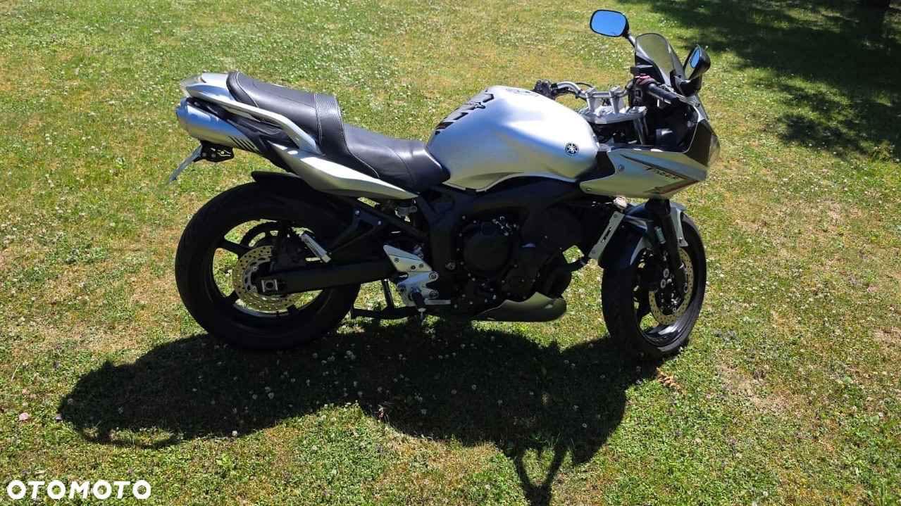 Yamaha FZ6 - 4