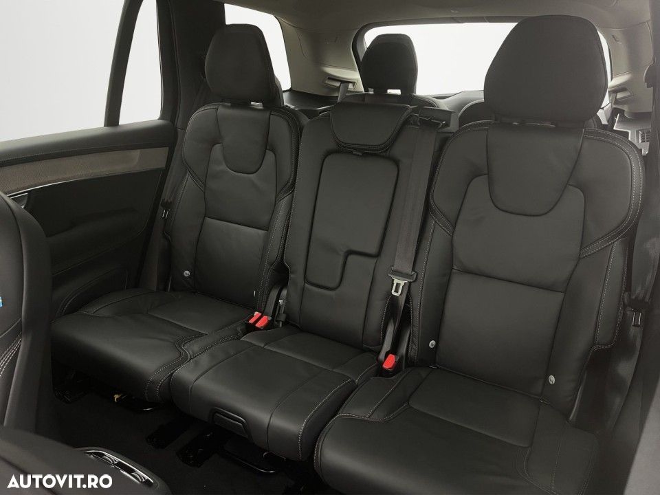 Volvo XC 90 T8 AWD PHEV Plus Dark - 13