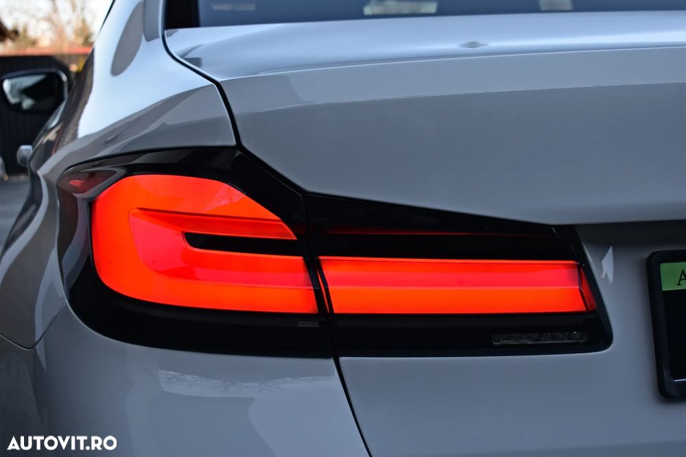 BMW Seria 5 520d xDrive Aut. M Sport Edition - 32