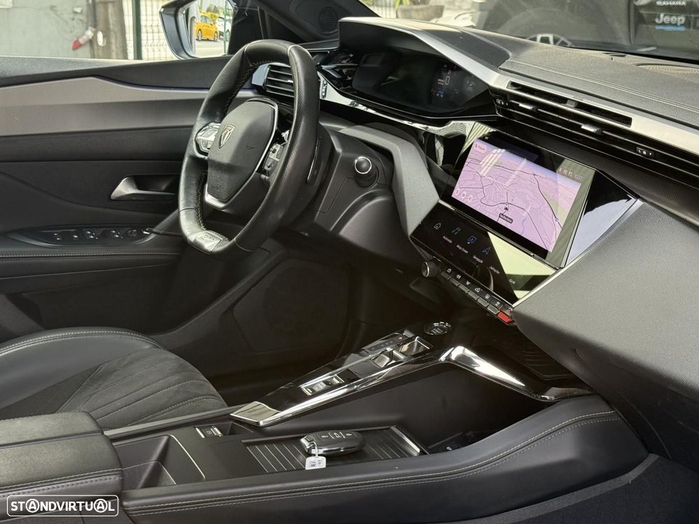 Peugeot 308 1.2 PureTech GT EAT8 - 46
