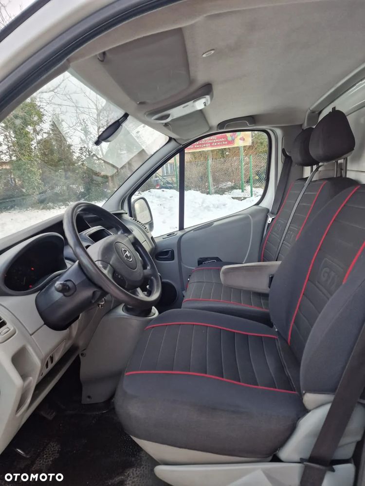 Nissan Primaster - 11