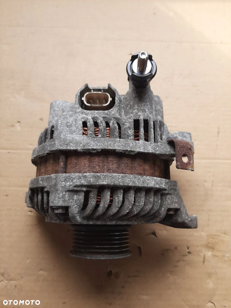 Mazda 2 II alternator 1,5 benzyna 2007-14 - 1