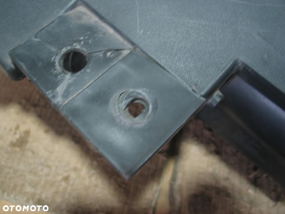 lampa przod kia rio 4 IV 16r.- 92102-H8 europa - 12