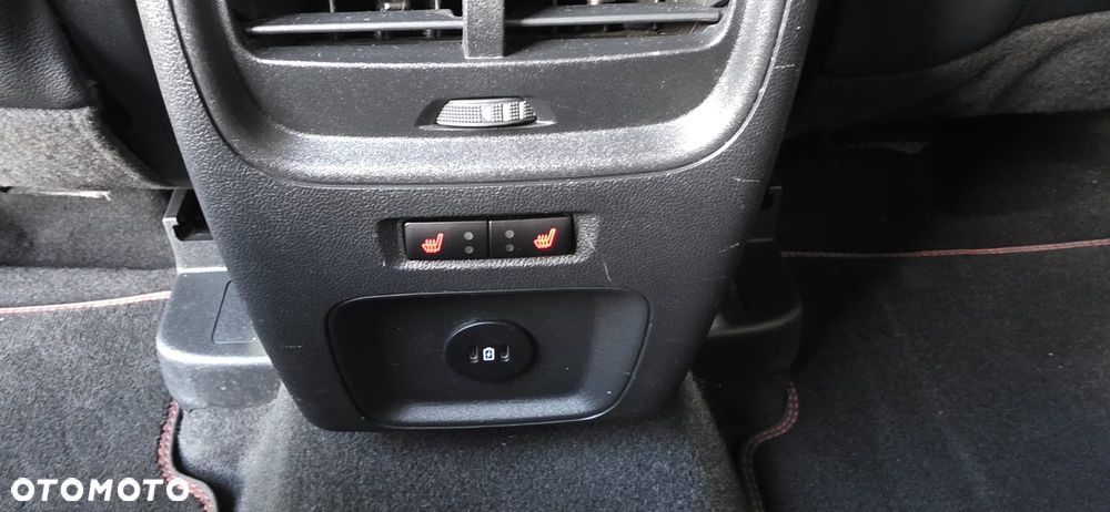 Ford Kuga 1.5 EcoBoost FWD ST-Line - 39