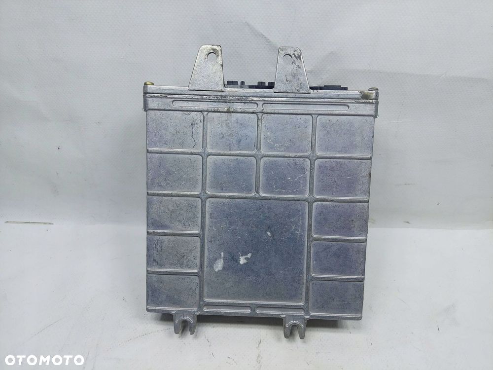 Komputer Sterownik Silnika 8D0907558 0261204502 Audi A4 B5 1.6 - 3