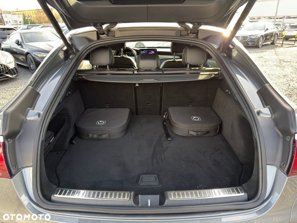 Mercedes-Benz GLC - 24