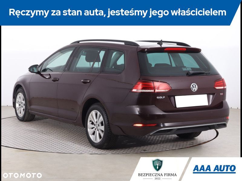 Volkswagen Golf - 5