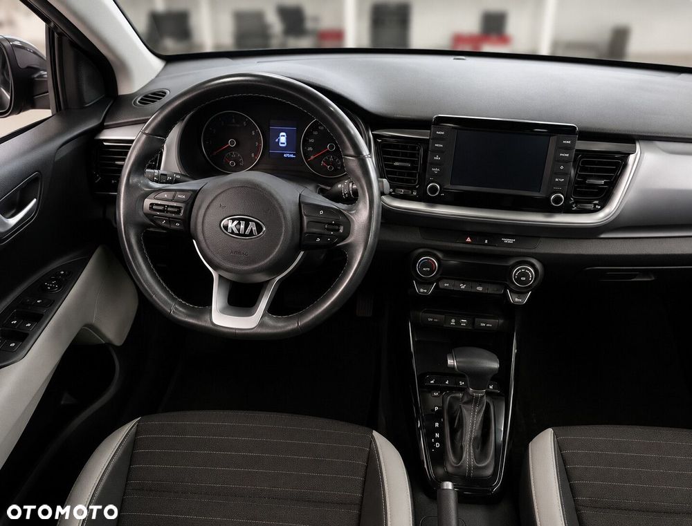 Kia Stonic 1.0 T-GDI L - 2