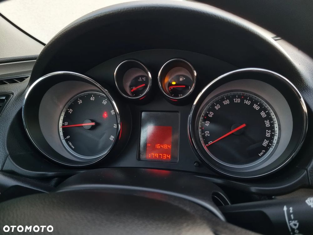 Opel Insignia 1.8 Selection - 19