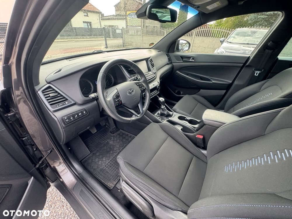 Hyundai Tucson blue 1.6 GDi 2WD Passion - 11