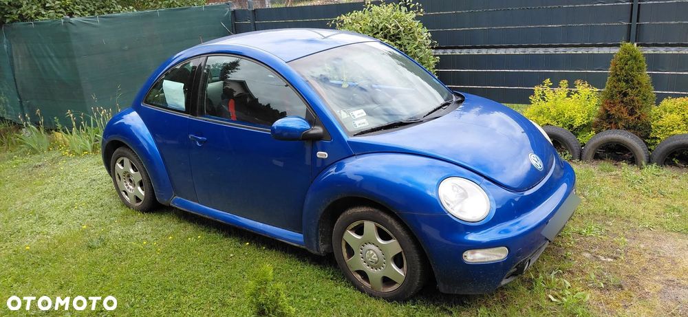 Volkswagen New Beetle - 3