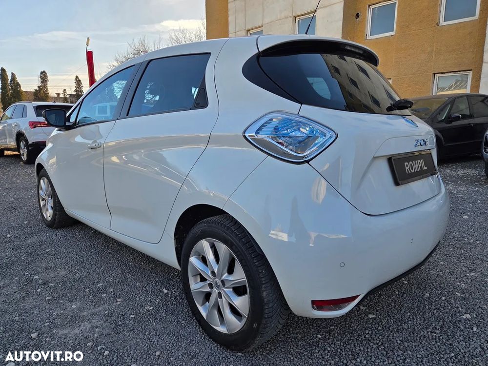 Renault ZOE - 6