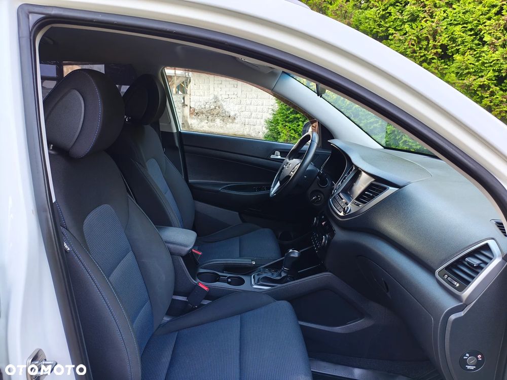 Hyundai Tucson blue 1.7 CRDi 2WD DCT Advantage - 8