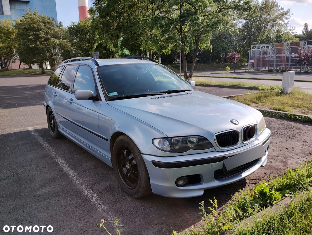 BMW Seria 3 318i - 3