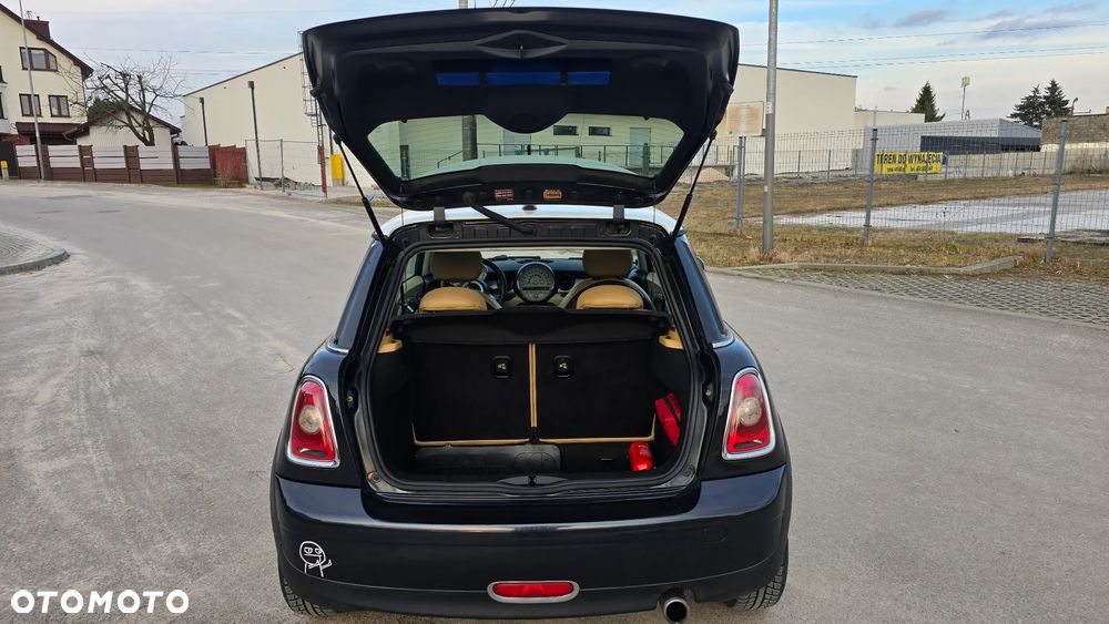 MINI Cooper Standard - 5