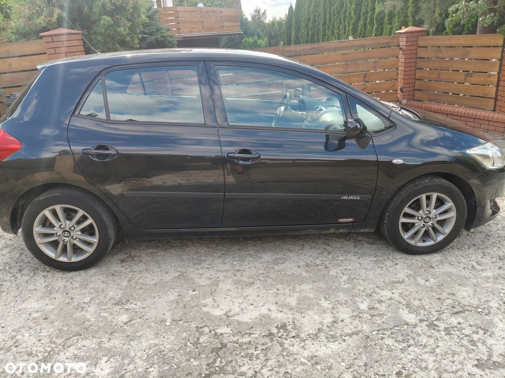 Toyota Auris 1.4 VVT-i Luna - 4
