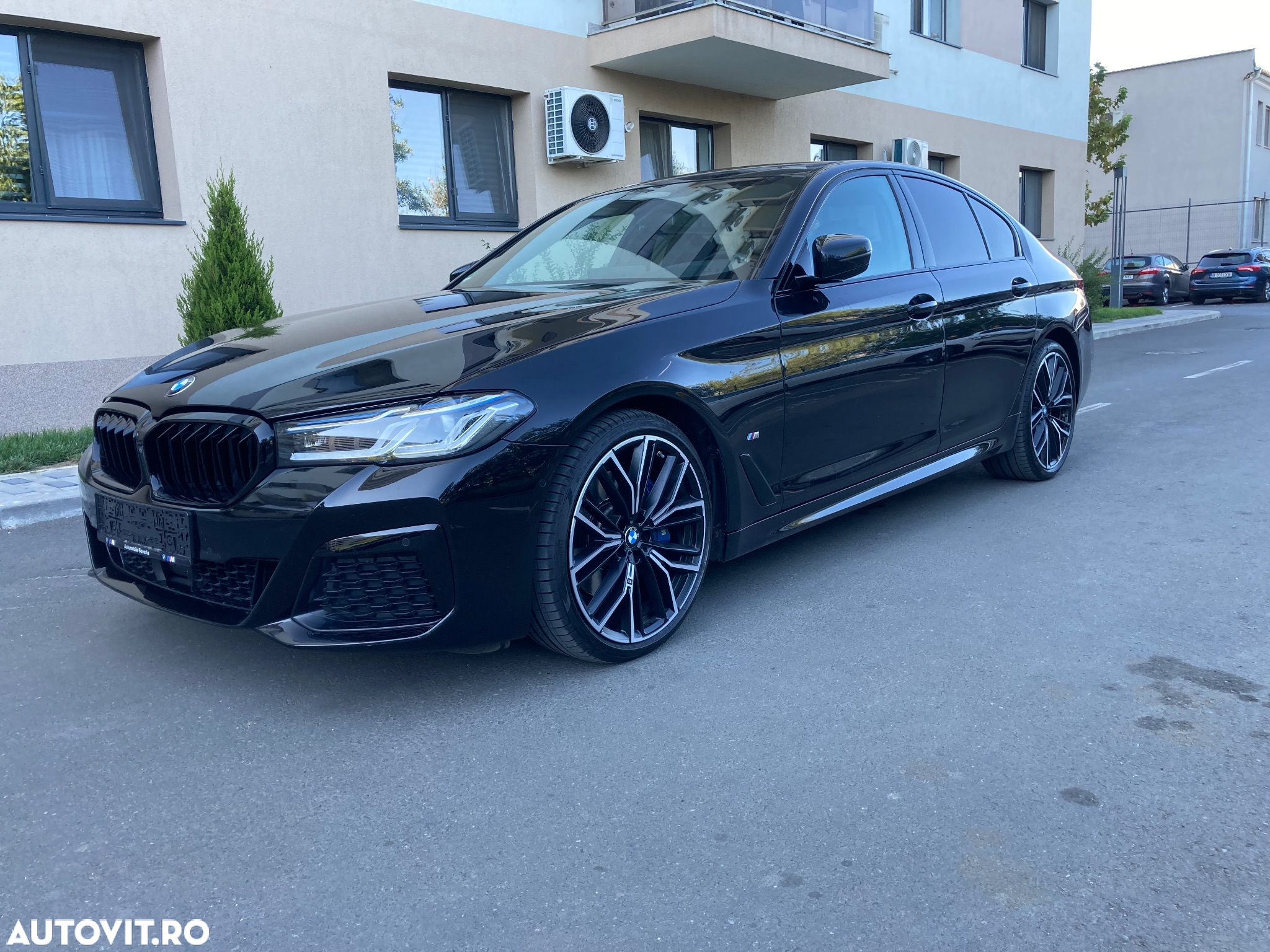 BMW Seria 5 520d xDrive Aut. M Sport Edition - 2
