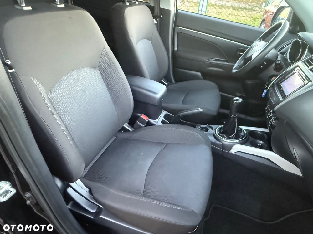 Mitsubishi ASX - 30