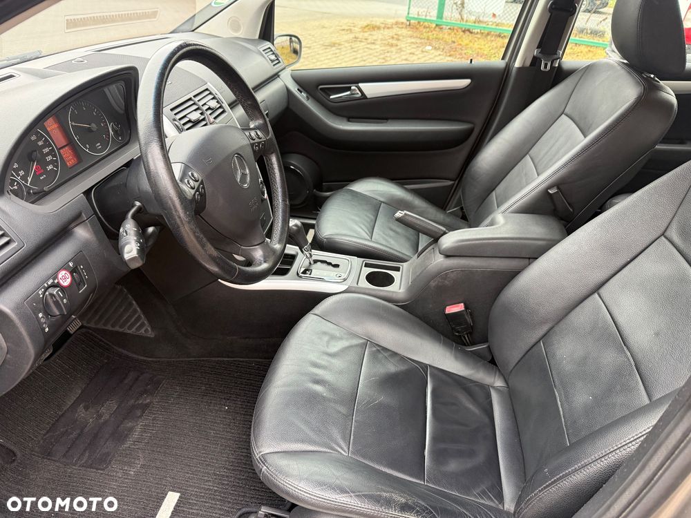 Mercedes-Benz Klasa A 200 Turbo Autotronic Avantgarde - 8
