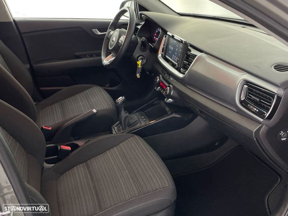 Kia Stonic 1.0 T-GDI Drive - 22