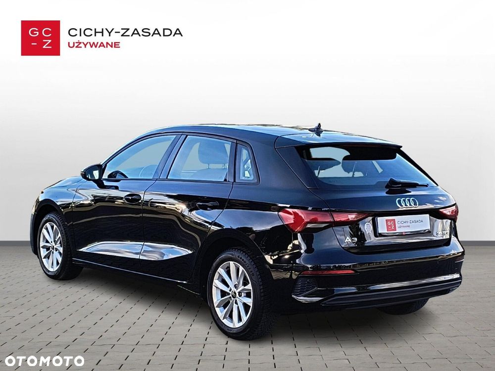 Audi A3 Sportback - 3