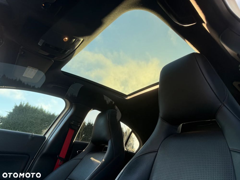 Mercedes-Benz Klasa A 250 Sport 7G-DCT - 17