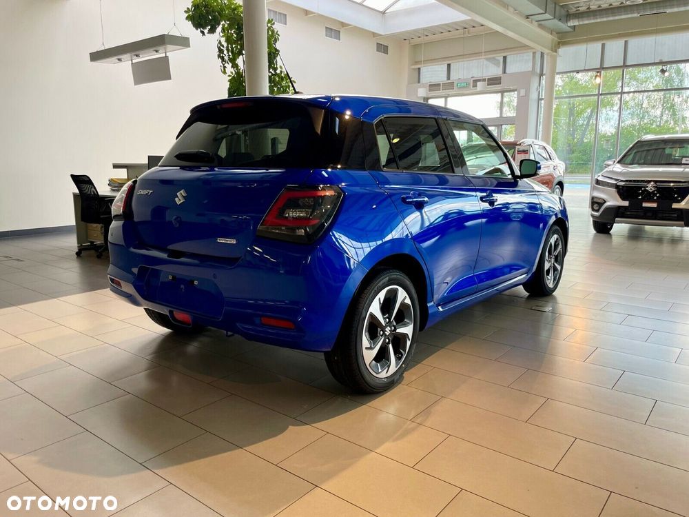 Suzuki Swift - 4