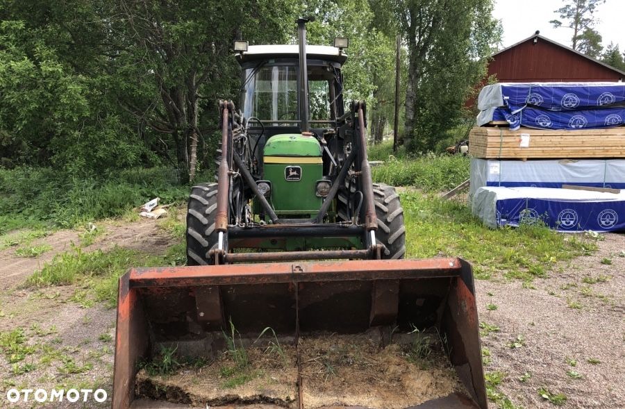 John Deere 2040 - 2