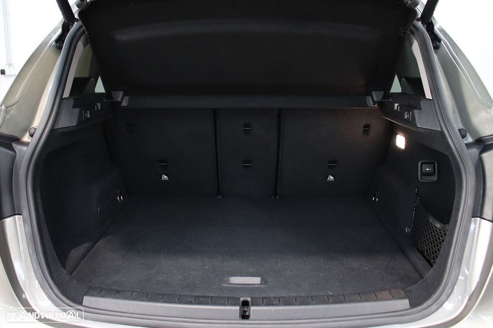 BMW 216 Active Tourer d Line Sport Auto - 24