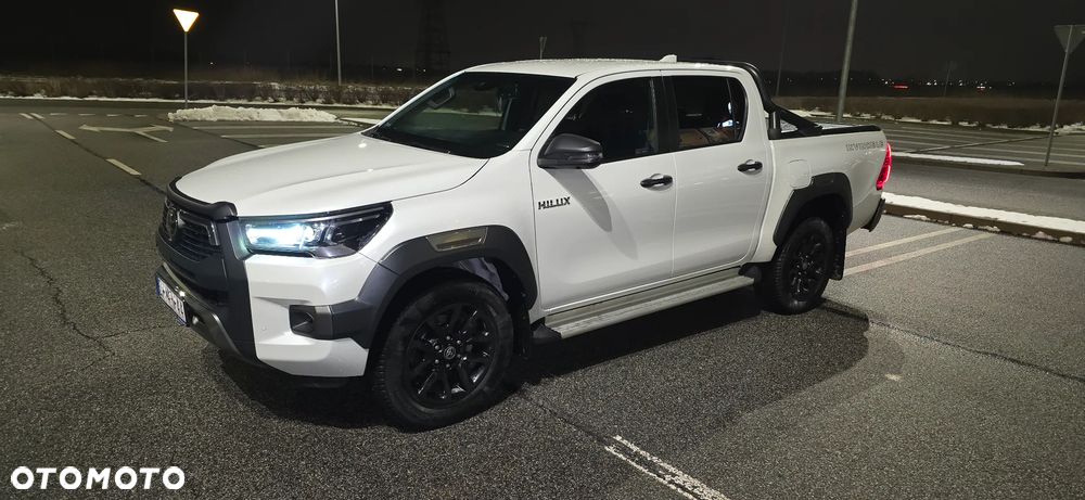 Toyota Hilux 2.8 D-4D Double Cab Invincible 4x4 - 4