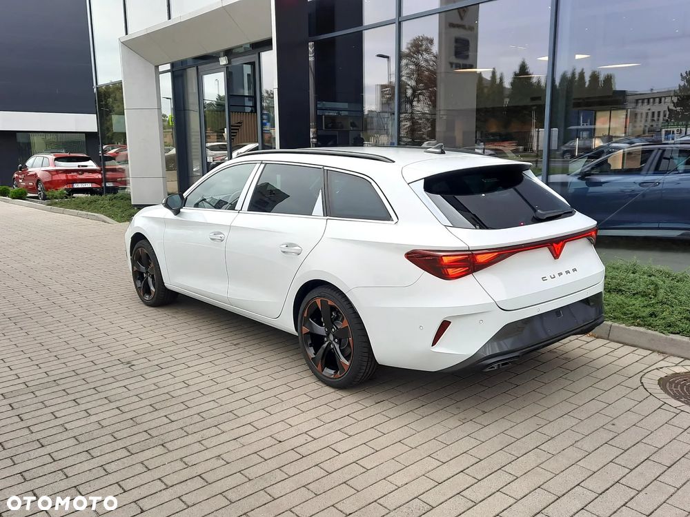 Cupra Leon Sportstourer - 3