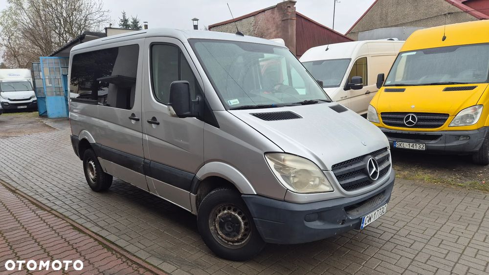 Mercedes-Benz Sprinter - 2