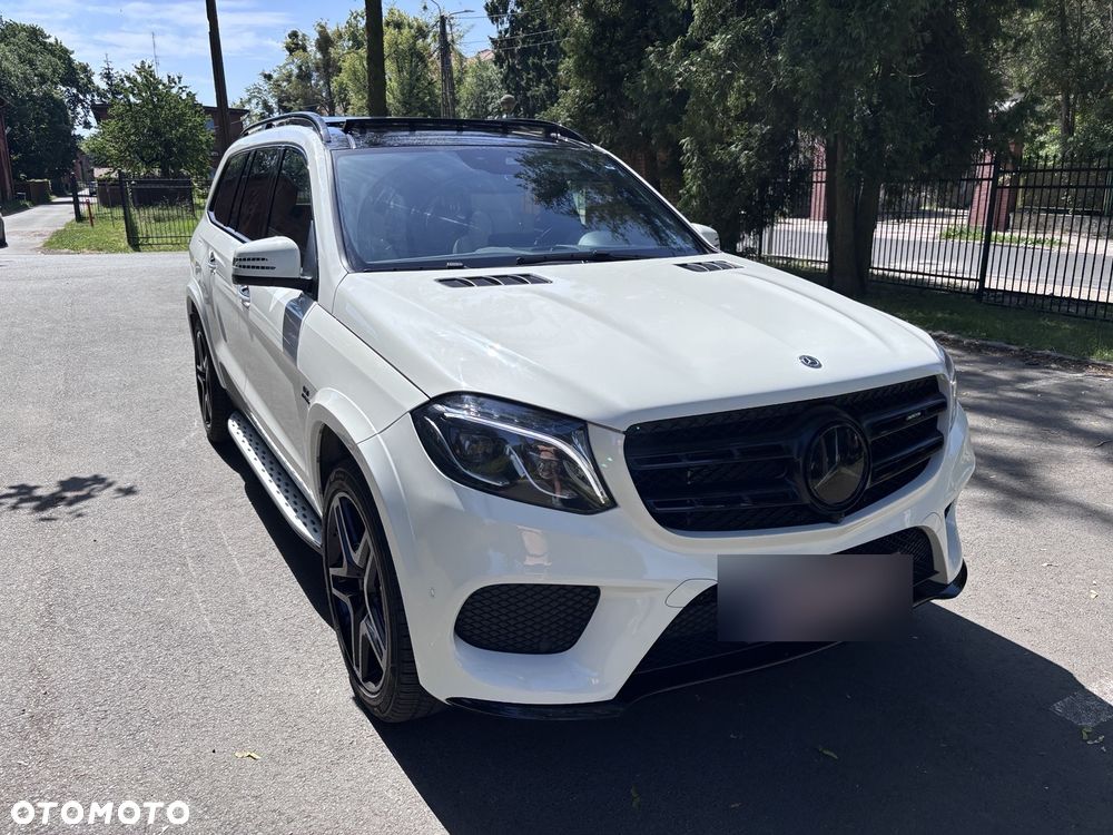 Mercedes-Benz GLS - 10